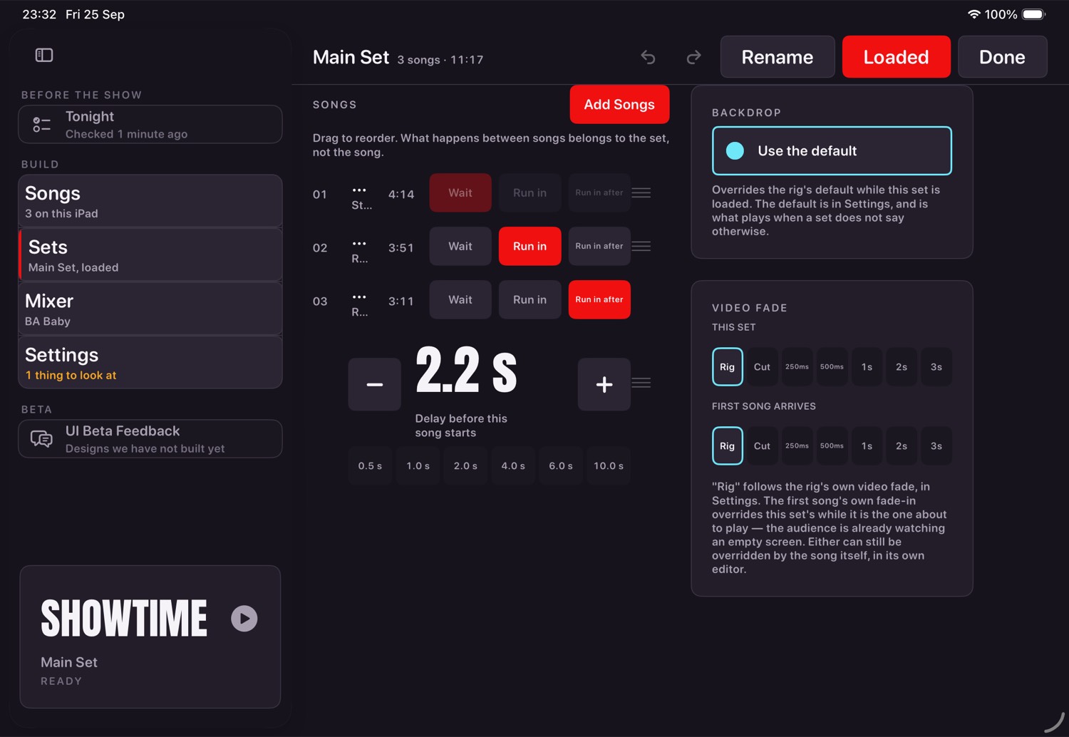 The set editor showing three songs with different start modes
